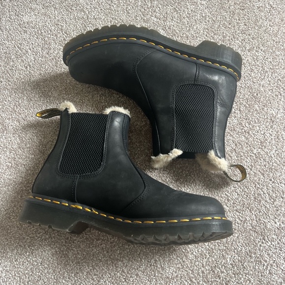 Dr.Martens fur lined Chelsea boots - Picture 4 of 4